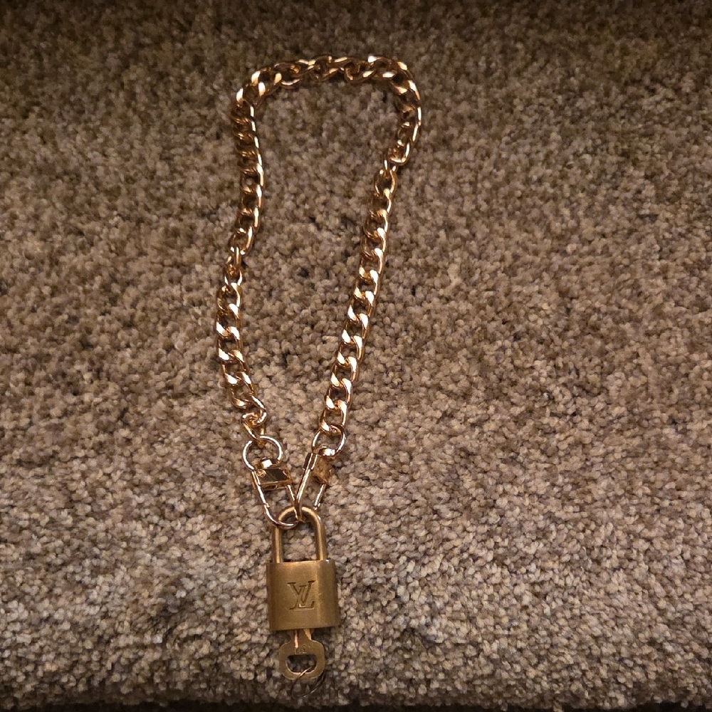 Gold Chain Necklace with LV Lock Pendant